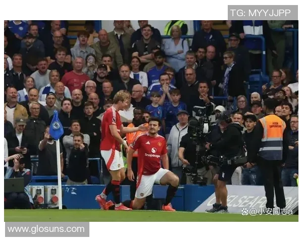 欧冠激战：尤文图斯逆转曼城红牌争议引发全场热议