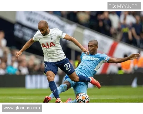 热刺大胜曼联3-0神奇扑救点燃全场激情赛后点评回顾