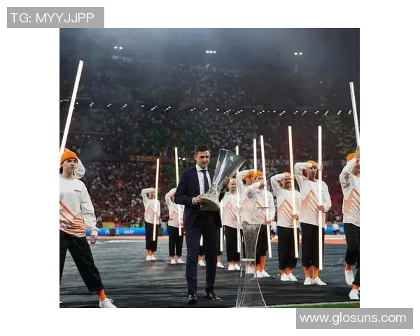 欧联杯精彩对决多特蒙德险胜里昂引发争议判罚全场沸腾